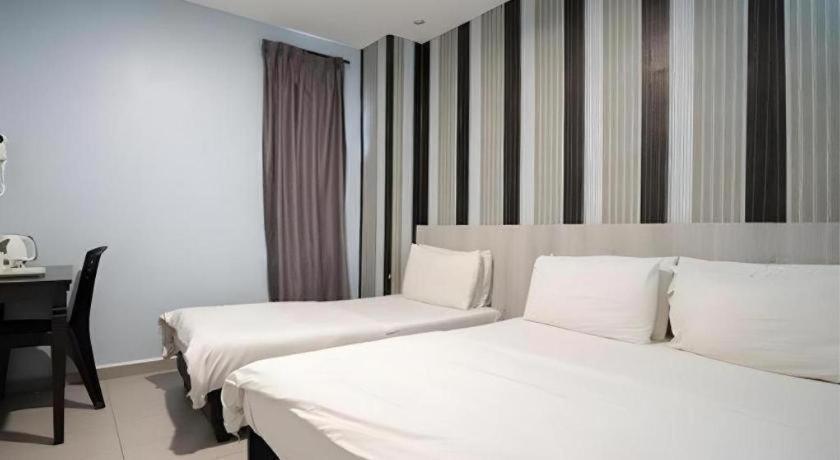 Cappuccino Hotel @ Mount Austin Johor Bahru Exterior foto
